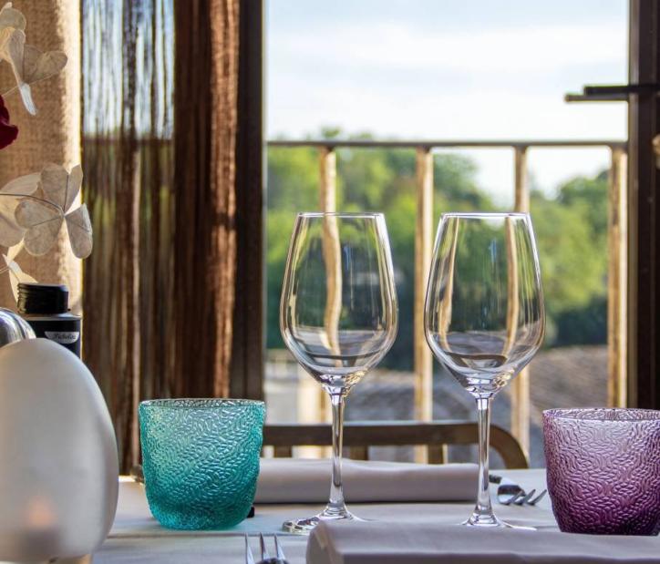  A la table de la Maison du Passage